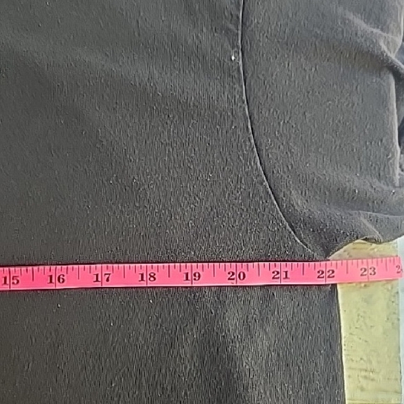 The Phluid Project Charcoal Tee with Empowering Message - Picture 7 of 9